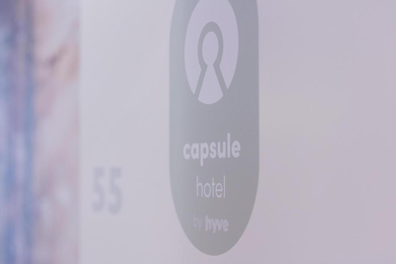 Capsule Hotel By Hyve Базел Екстериор снимка